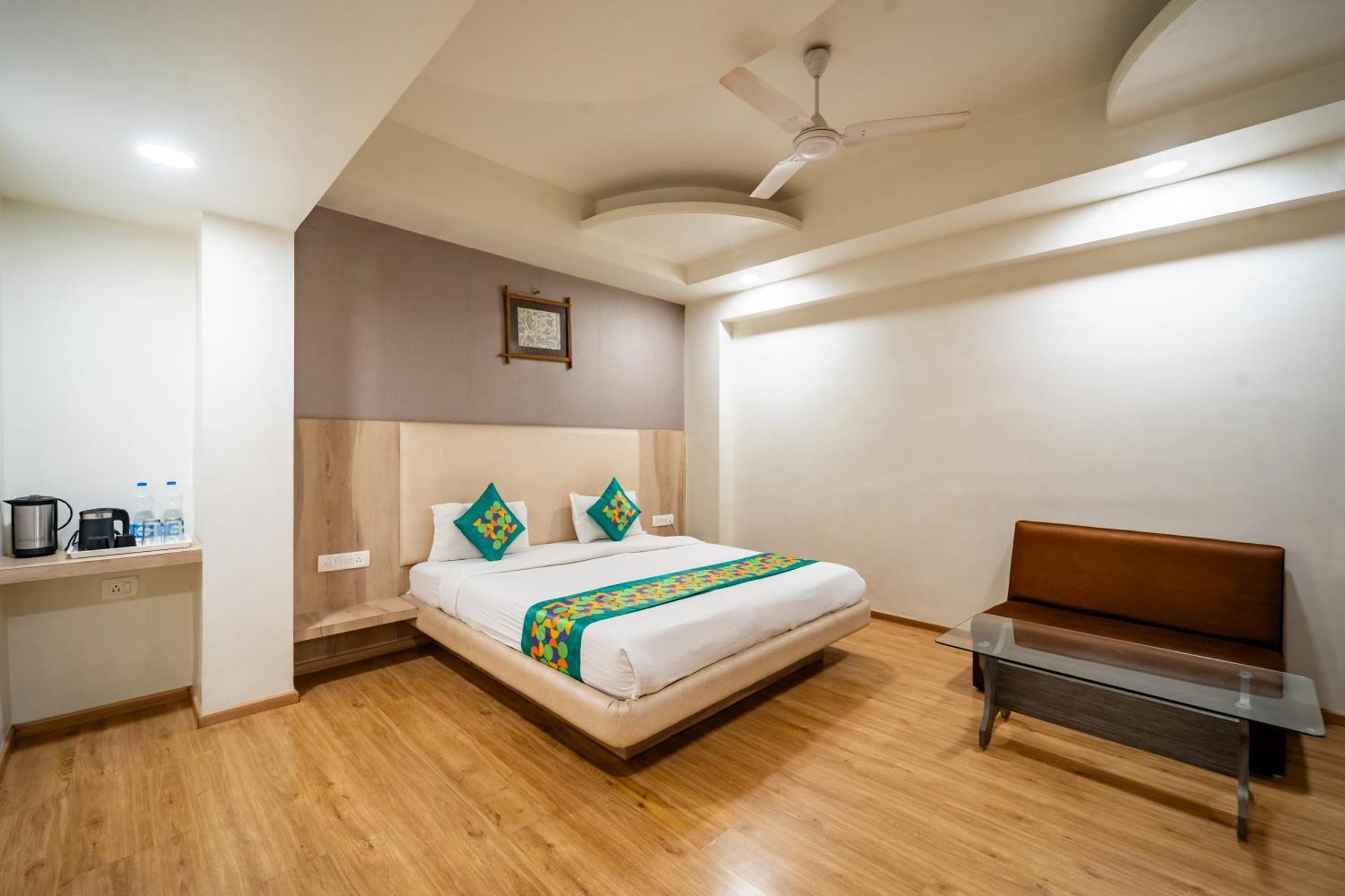 Hotel Treebo Kamal Regency Bhópál Exteriér fotografie