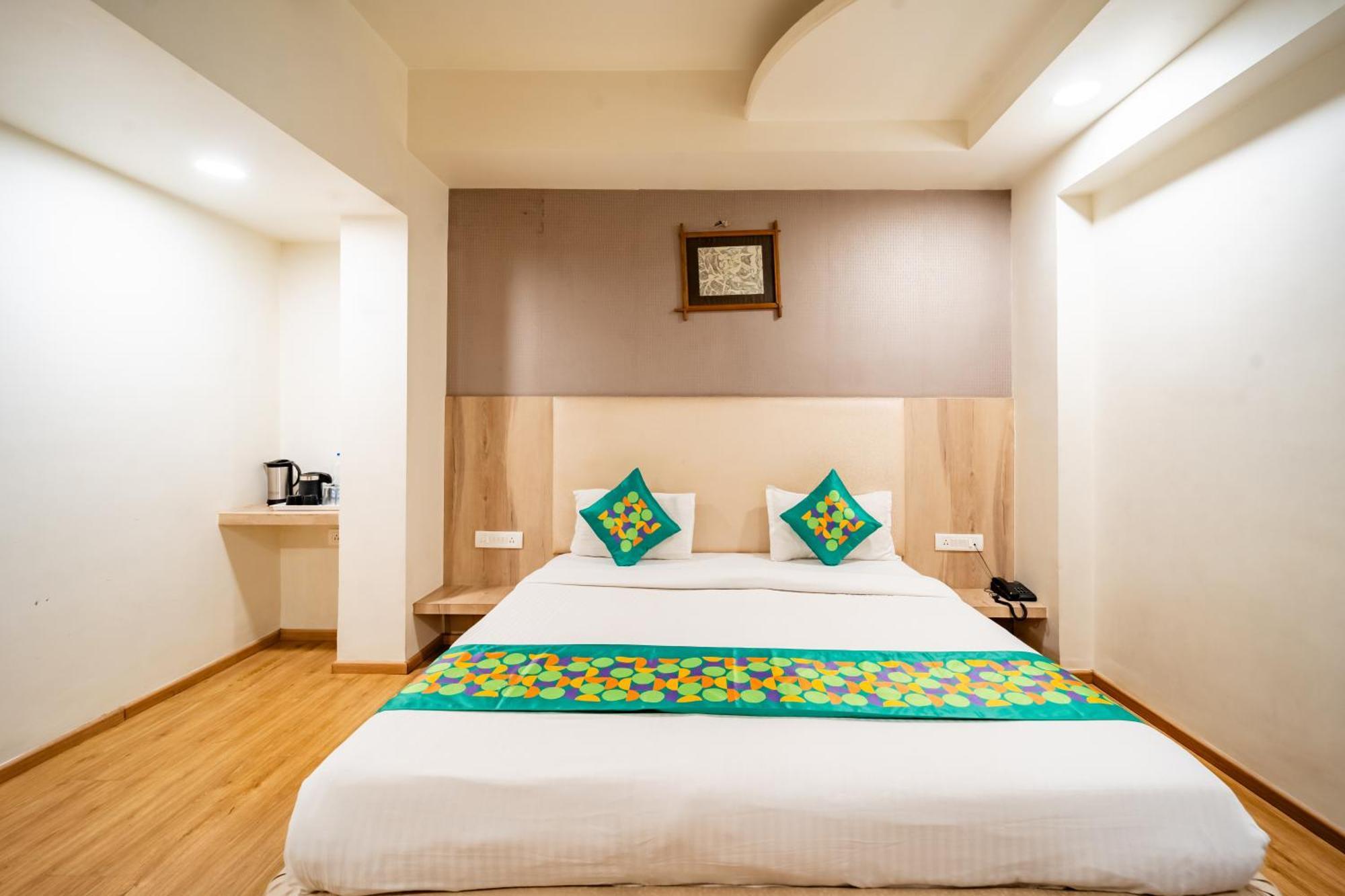 Hotel Treebo Kamal Regency Bhópál Exteriér fotografie